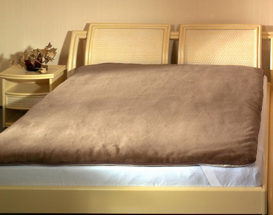 Mattress topper. Camel hair.